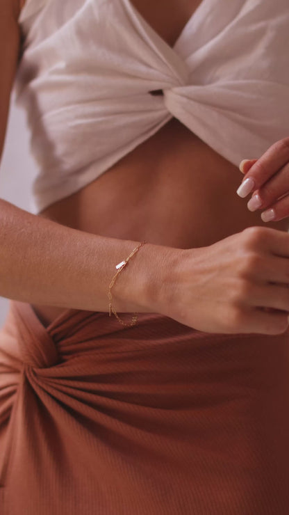 LucyKitty Gold Filled Paperclip Chain Bracelet with Gold Rectangle Charms