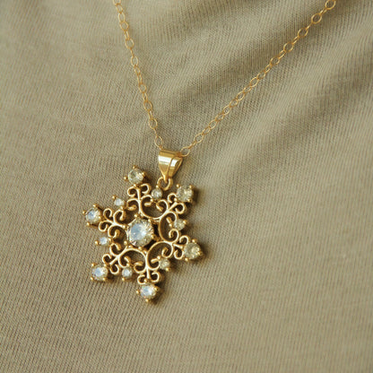 LucyKitty Gold Filled Freya Snowflake Necklace