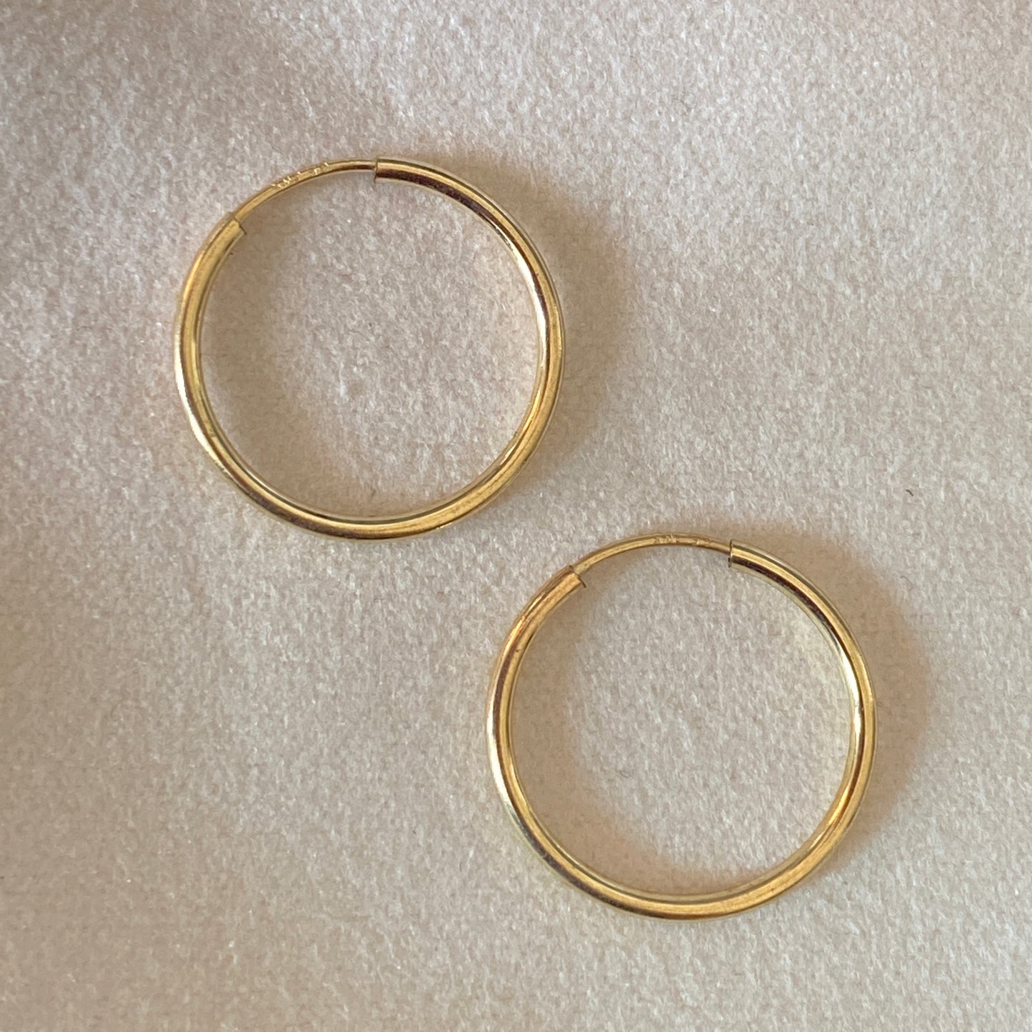 Aura Small Hoop Earrings